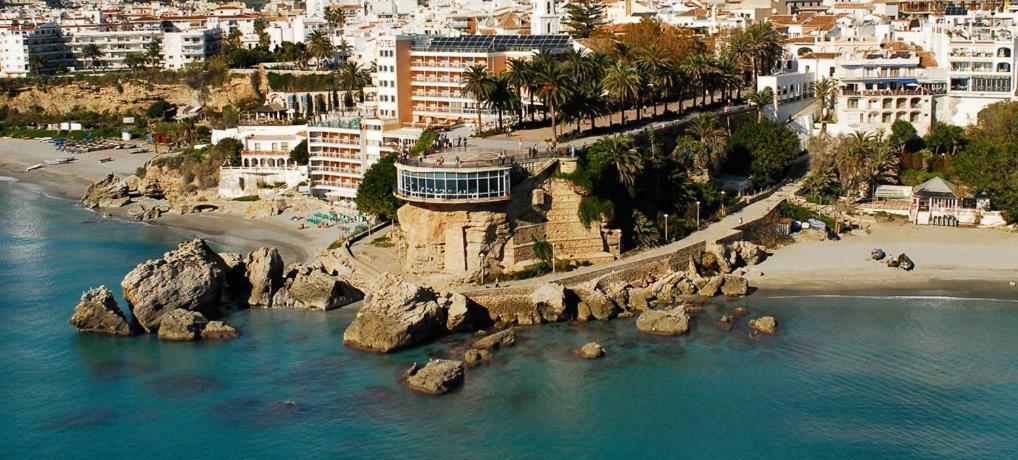 Apartamento Yaiza Nerja Exterior photo